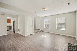 2900 Silkstream Ln, Charlotte, NC 28262 - Photo 3