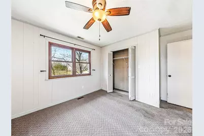 7 Nelson Road, Hendersonville, NC 28791 - Photo 17