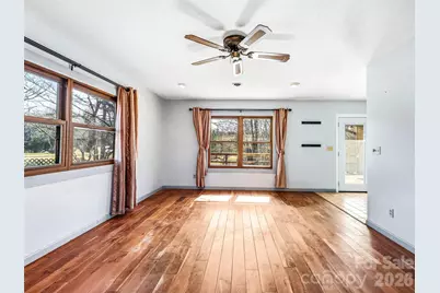 7 Nelson Road, Hendersonville, NC 28791 - Photo 9