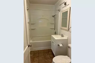 324 E Rhodes Street, Lincolnton, NC 28092 - Photo 9