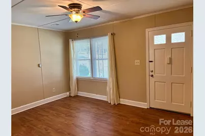 324 E Rhodes Street, Lincolnton, NC 28092 - Photo 3