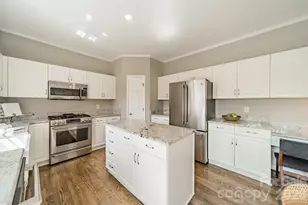 4504 Willow Croft Ct, Charlotte, NC 28226 - Photo 17