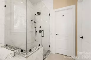 10433 Royal Winchester Dr, Charlotte, NC 28277 - Photo 15