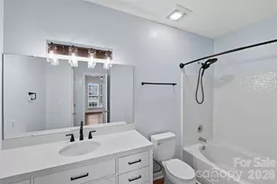 1320 Anthem Ct, Charlotte, NC 28205 - Photo 17