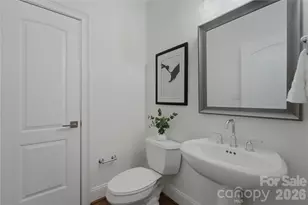 400 N Church St, Charlotte, NC 28202 - Photo 11