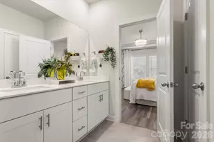 9842 Festival Wy, Charlotte, NC 28215 - Photo 17