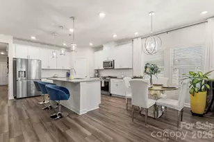 9842 Festival Wy, Charlotte, NC 28215 - Photo 5