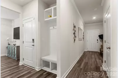 9842 Festival Way, Charlotte, NC 28215 - Photo 21