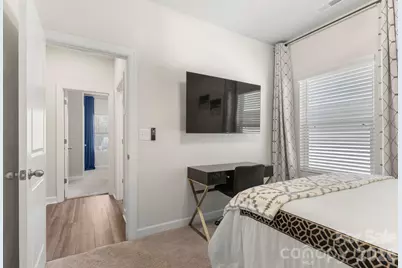 9842 Festival Way, Charlotte, NC 28215 - Photo 27