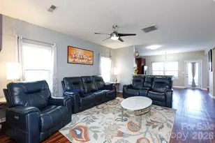 814 Summerlake Dr, Fort Mill, SC 29715 - Photo 3