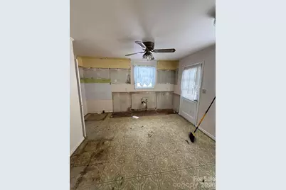 2927 Lasalle Street, Charlotte, NC 28216 - Photo 5