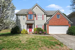 1133 Oakdale Woods Dr, Charlotte, NC 28216 - Photo 1