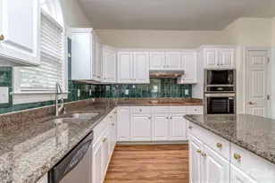 6416 Red Maple Dr, Charlotte, NC 28277 - Photo 11