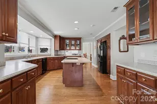 746 Grandview Dr NE, Concord, NC 28025 - Photo 17