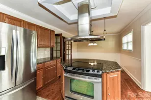 916 Lakewood Dr, Matthews, NC 28104 - Photo 15