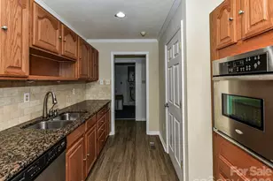 916 Lakewood Dr, Matthews, NC 28104 - Photo 15