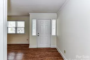 916 Lakewood Dr, Matthews, NC 28104 - Photo 7