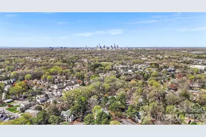 1032 Churchill Downs Court #J, Charlotte, NC 28211 - Photo 29