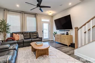 1033 Simcoe Ln, Charlotte, NC 28217 - Photo 5