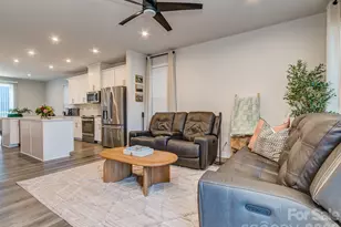 1033 Simcoe Ln, Charlotte, NC 28217 - Photo 7