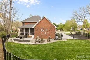 129 Secretariat Ln, Mooresville, NC 28117 - Photo 35
