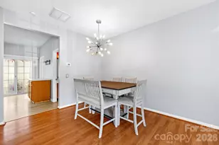 2823 Summergrove Ct, Matthews, NC 28105 - Photo 9