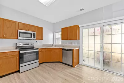 2823 Summergrove Court, Matthews, NC 28105 - Photo 11