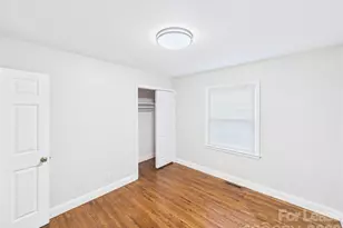 4012 Belshire Ln, Charlotte, NC 28205 - Photo 11