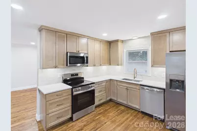 4012 Belshire Lane, Charlotte, NC 28205 - Photo 3