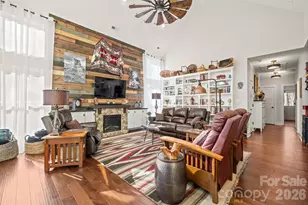 1107 Finger Bridge Rd, Hickory, NC 28602 - Photo 3