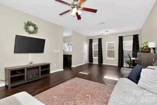 530 Doughton Ln, Charlotte, NC 28217 - Photo 7