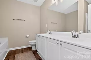 530 Doughton Ln, Charlotte, NC 28217 - Photo 17