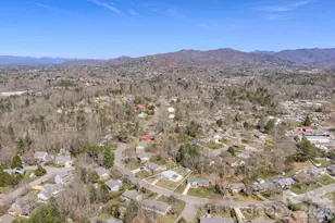 31 Knoll Ridge Dr, Asheville, NC 28804 - Photo 25