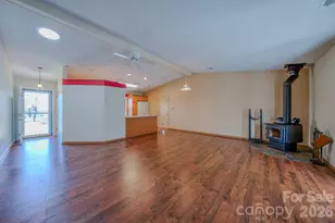 31 Knoll Ridge Dr, Asheville, NC 28804 - Photo 11