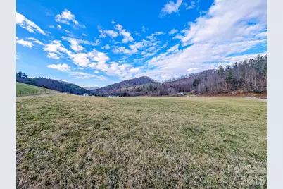 124 Shootout Lane, Burnsville, NC 28714 - Photo 3