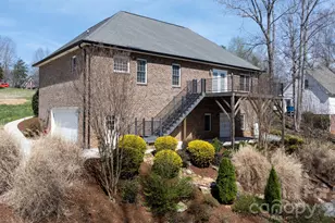 1158 Waterford Dr, Hickory, NC 28602 - Photo 21