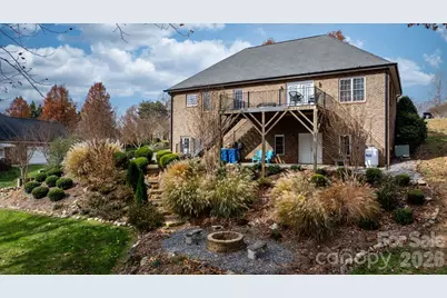 1158 Waterford Drive, Hickory, NC 28602 - Photo 19