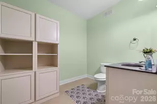 1158 Waterford Dr, Hickory, NC 28602 - Photo 17