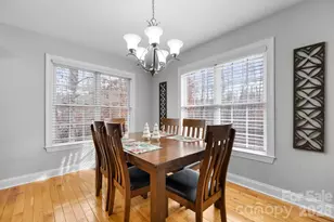 1158 Waterford Dr, Hickory, NC 28602 - Photo 9