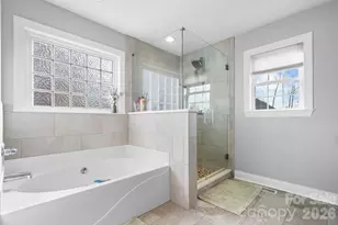 1158 Waterford Dr, Hickory, NC 28602 - Photo 13