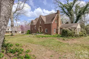 210 N Gaston St, Kings Mountain, NC 28086 - Photo 3