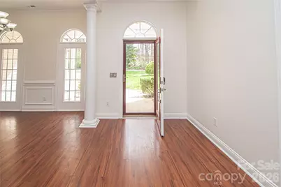 2725 Lakeview Circle, Matthews, NC 28105 - Photo 13