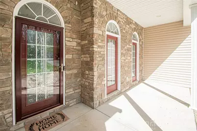 2725 Lakeview Circle, Matthews, NC 28105 - Photo 3