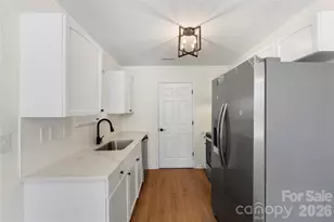 11434 Northwoods Forest Dr, Charlotte, NC 28214 - Photo 13