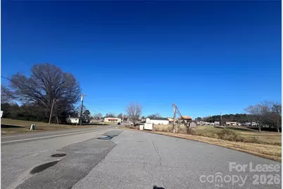 85 Old Mountain Road, Hiddenite, NC 28636 - Photo 3