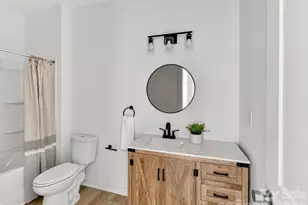 655 Stillgreen Ln, Charlotte, NC 28214 - Photo 23