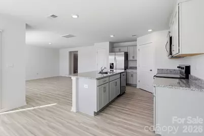 1006 20th Avenue Loop SE, Hickory, NC 28602 - Photo 9