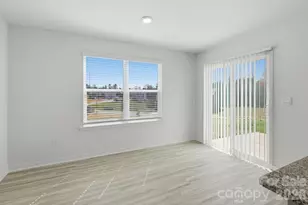 1006 20th Ave Loop SE, Hickory, NC 28602 - Photo 11