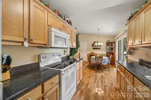 1254 Heritage Farm Rd, Hickory, NC 28601 - Photo 17