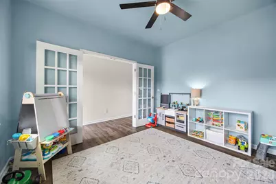 373 Court House Avenue, York, SC 29745 - Photo 5